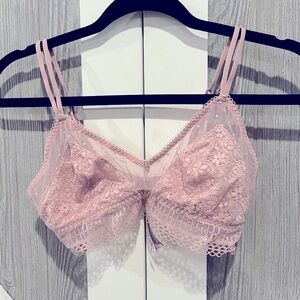 D06.4 Victoria’s Secret Lace Scoop Bralette Pink M
